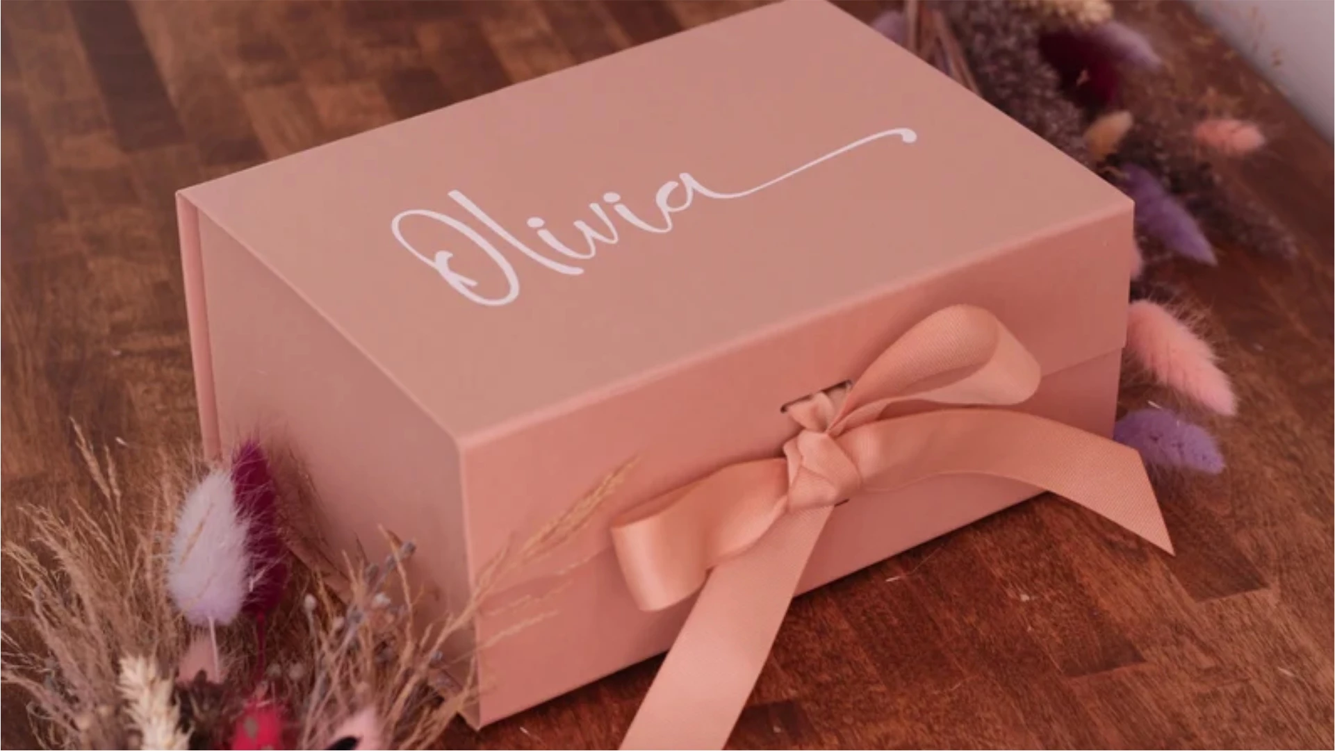 Affordable-Custom-Gift-Boxes